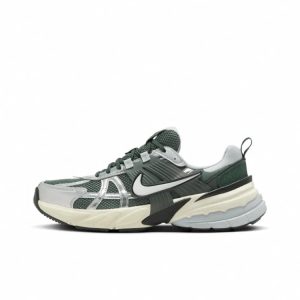 나이키 V2K 런테크 로우 다크 그린 메탈릭 실버 HJ4497-300